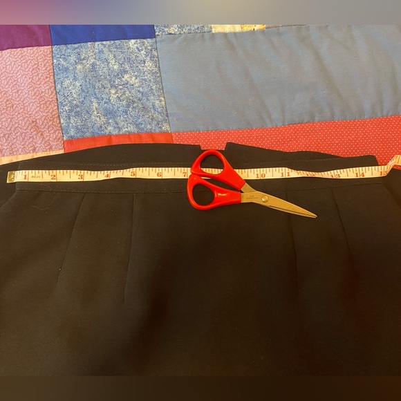 Vintage Black Pencil Skirt (Korean Brand - can’t make out name) - Picture 9 of 10